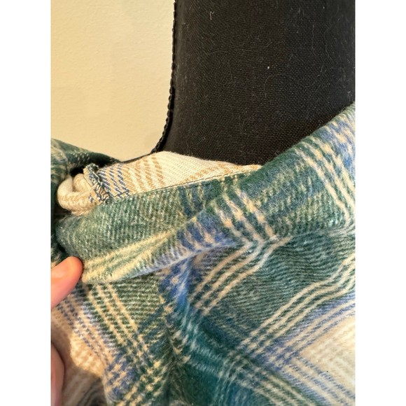 Flannel - Picture 4 of 6